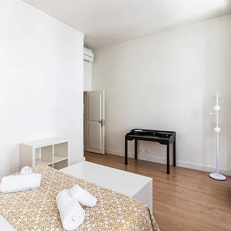 Apartment Chiado Superior By Architecture Tote Ser *