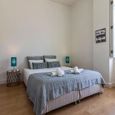 Chiado Superior By Architecture Tote Ser Apartment