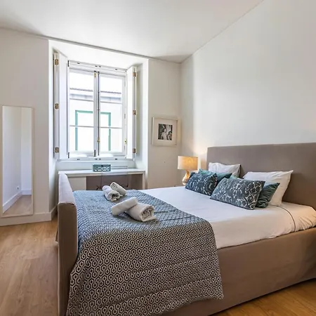 Chiado Superior By Architecture Tote Ser Apartment
