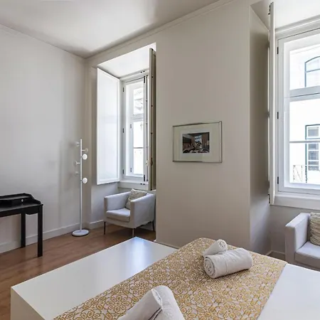 Apartment Chiado Superior By Architecture Tote Ser